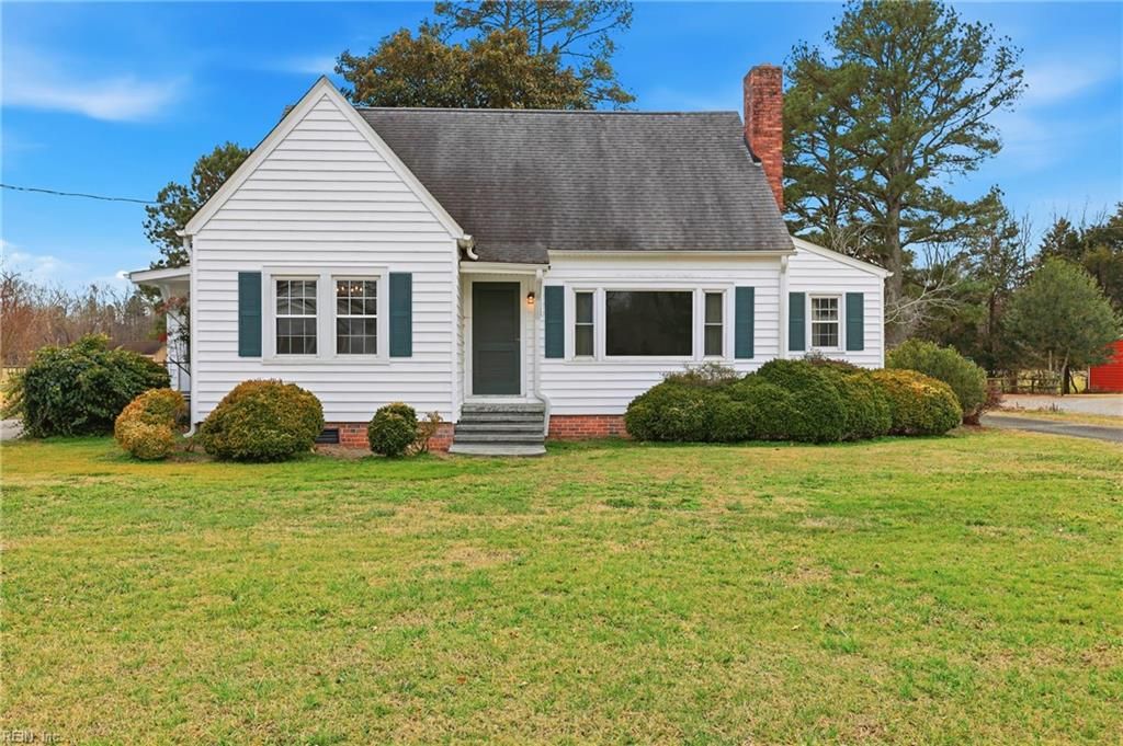 Photo of 344 Colonial Trail E, Surry, VA 23883 (MLS # 10621332)