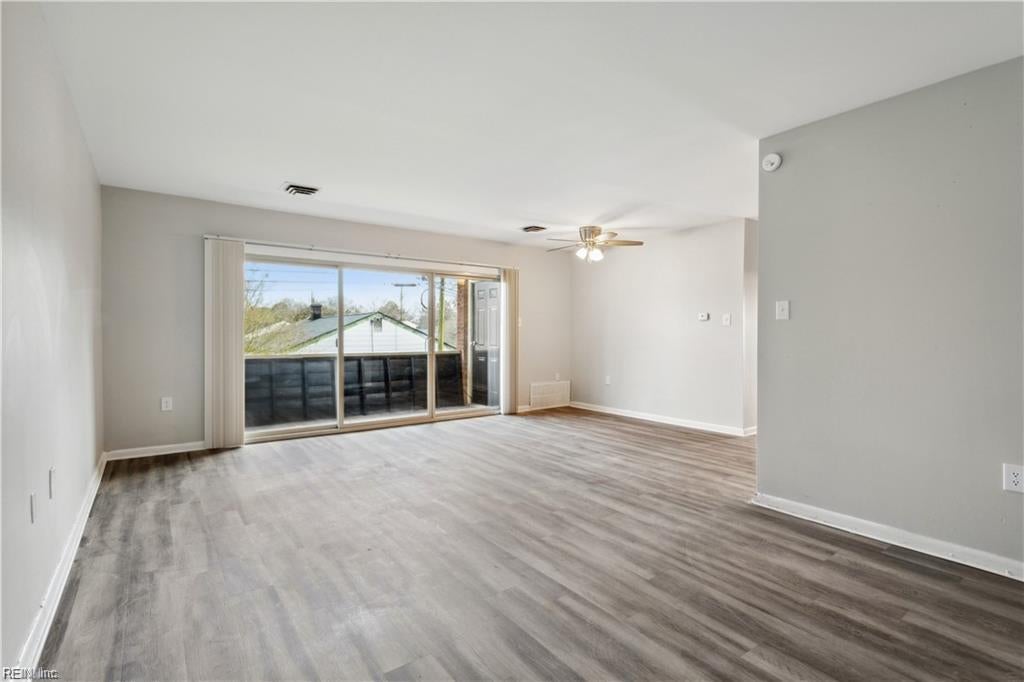 Photo of 2907 W Mercury Boulevard #29, Hampton, VA 23666 (MLS # 10658889)