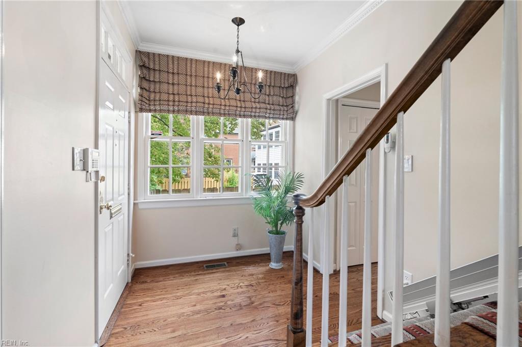 1360 Botetourt GDNS