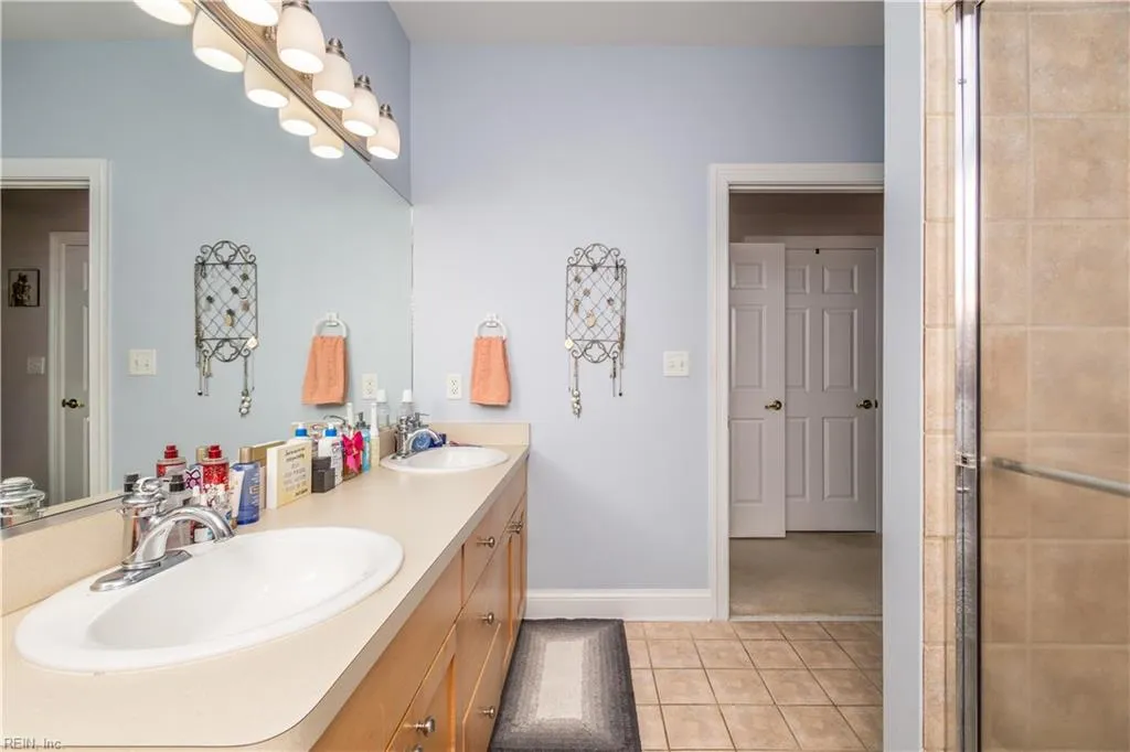 Norfolk, Virginia 23517, United States, 2 Bedrooms Bedrooms, ,2 BathroomsBathrooms,Residential,Active,164651