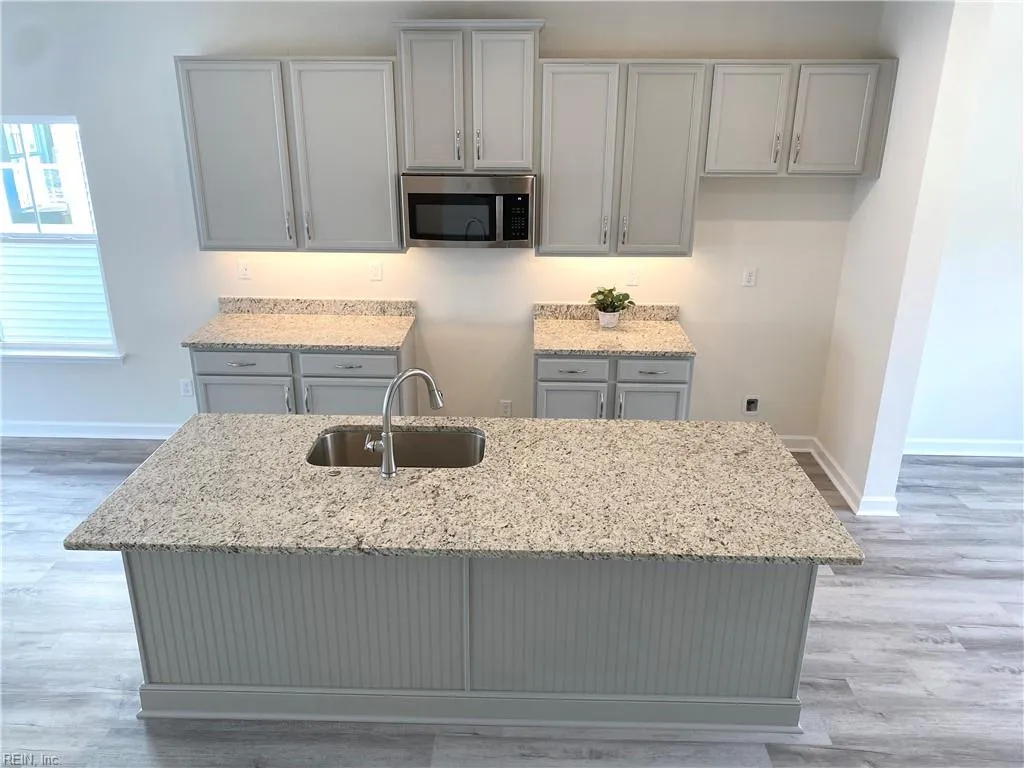 Suffolk, Virginia 23435, United States, 3 Bedrooms Bedrooms, ,3 BathroomsBathrooms,Residential,Pending,51064