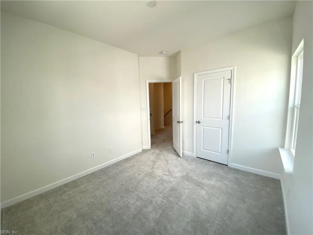 Suffolk, Virginia 23435, United States, 3 Bedrooms Bedrooms, ,3 BathroomsBathrooms,Residential,Pending,51064