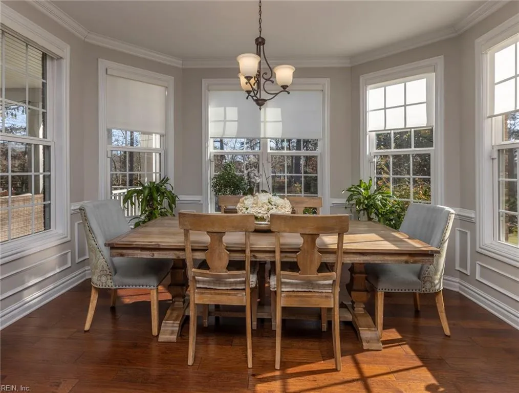 Virginia Beach, Virginia 23455, United States, 5 Bedrooms Bedrooms, ,4 BathroomsBathrooms,Residential,Pending,23899