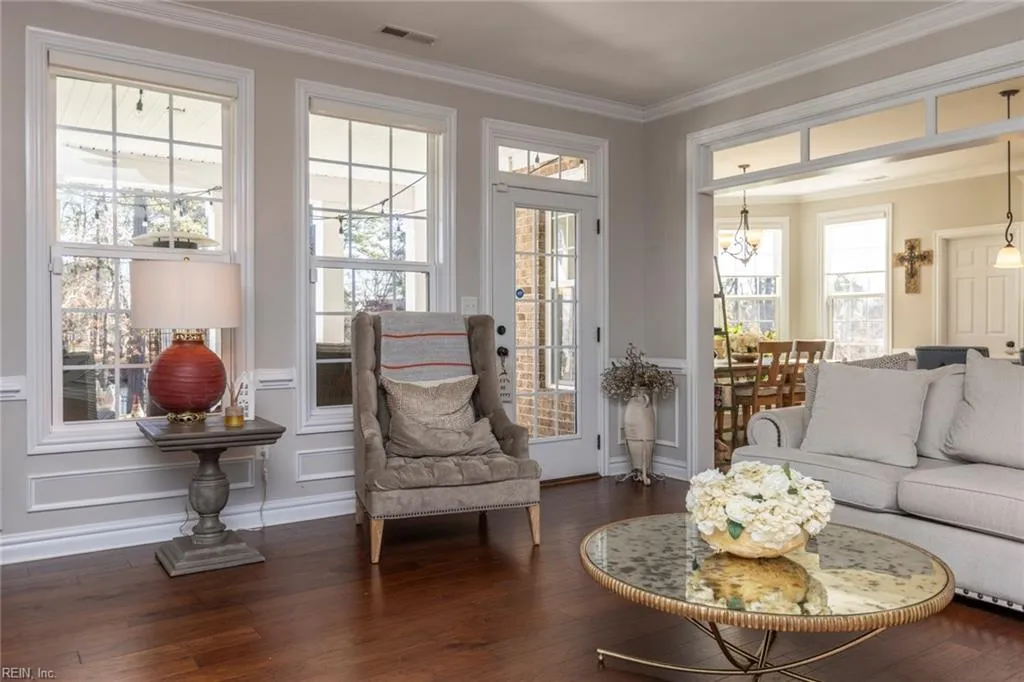 Virginia Beach, Virginia 23455, United States, 5 Bedrooms Bedrooms, ,4 BathroomsBathrooms,Residential,Pending,23899