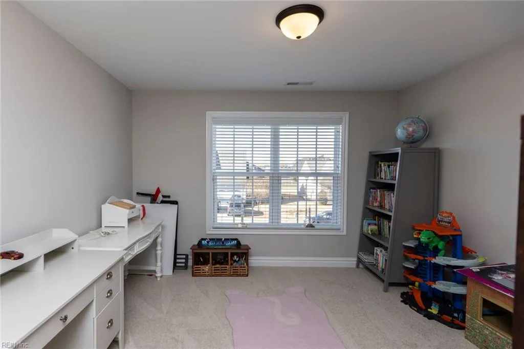 Virginia Beach, Virginia 23455, United States, 5 Bedrooms Bedrooms, ,4 BathroomsBathrooms,Residential,Pending,23899