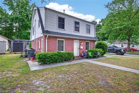 Photo of 1059 Warwick Avenue, Norfolk, VA 23503 (MLS # 10636388)