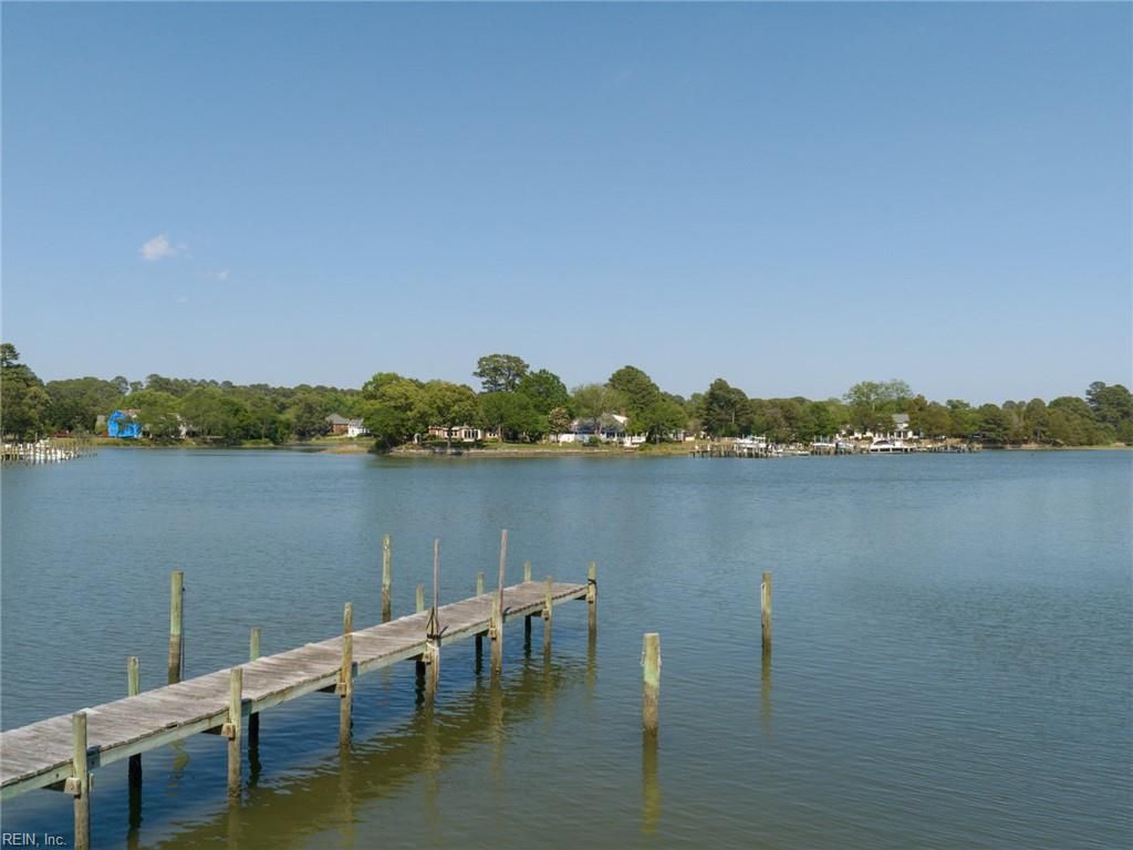 Photo of 7877 Berkeley Drive, Gloucester Point, VA 23062 (MLS # 10635749)