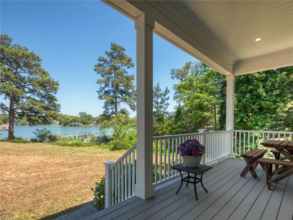 Photo of 7877 Berkeley Drive, Gloucester Point, VA 23062 (MLS # 10635749)