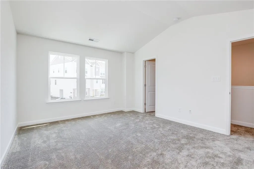 Suffolk, Virginia 23435, United States, 3 Bedrooms Bedrooms, ,3 BathroomsBathrooms,Residential,Active,248003