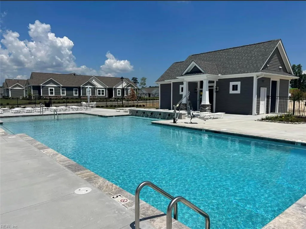 Suffolk, Virginia 23435, United States, 3 Bedrooms Bedrooms, ,3 BathroomsBathrooms,Residential,Active,248003