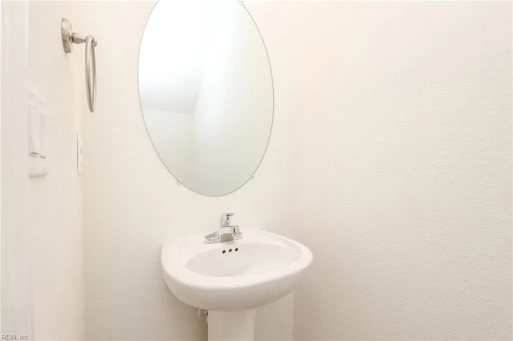 Suffolk, Virginia 23435, United States, 3 Bedrooms Bedrooms, ,3 BathroomsBathrooms,Residential,Active,248003