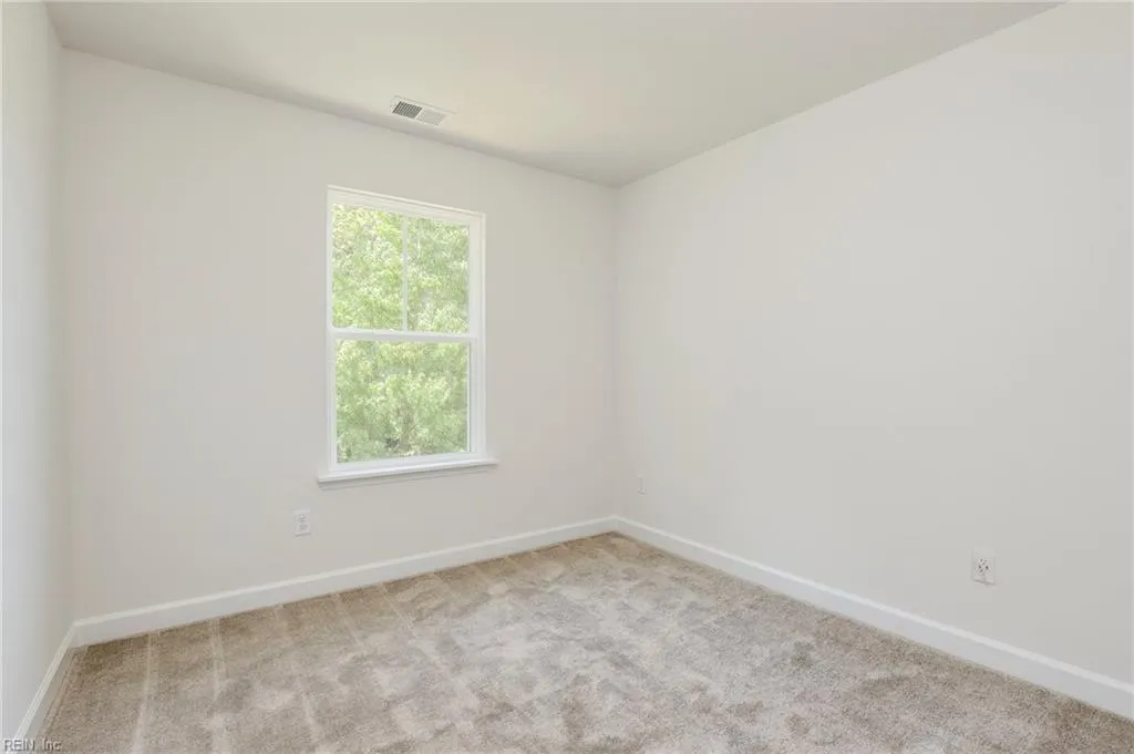 Suffolk, Virginia 23435, United States, 3 Bedrooms Bedrooms, ,3 BathroomsBathrooms,Residential,Active,248003