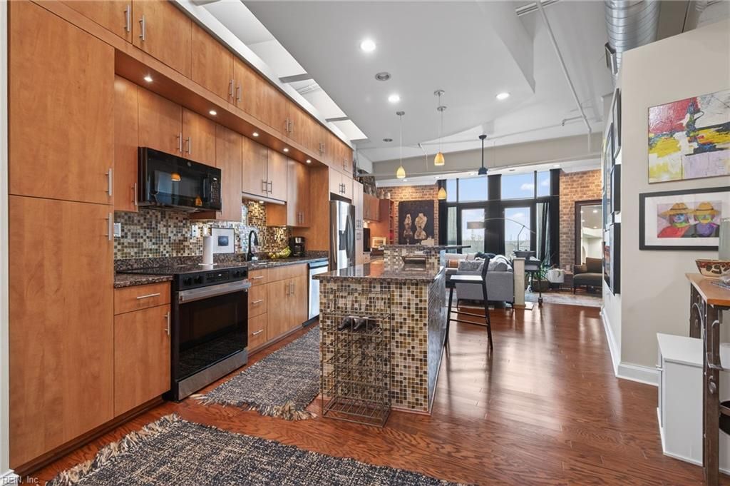 Photo of 415 Saint Pauls Boulevard #504, Norfolk, VA 23510 (MLS # 10615305)