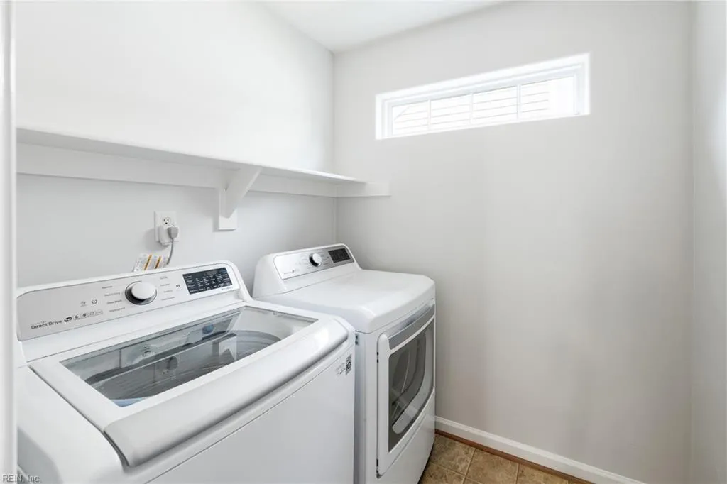 Virginia Beach, Virginia 23455, United States, 4 Bedrooms Bedrooms, ,4 BathroomsBathrooms,Residential,Active,167380