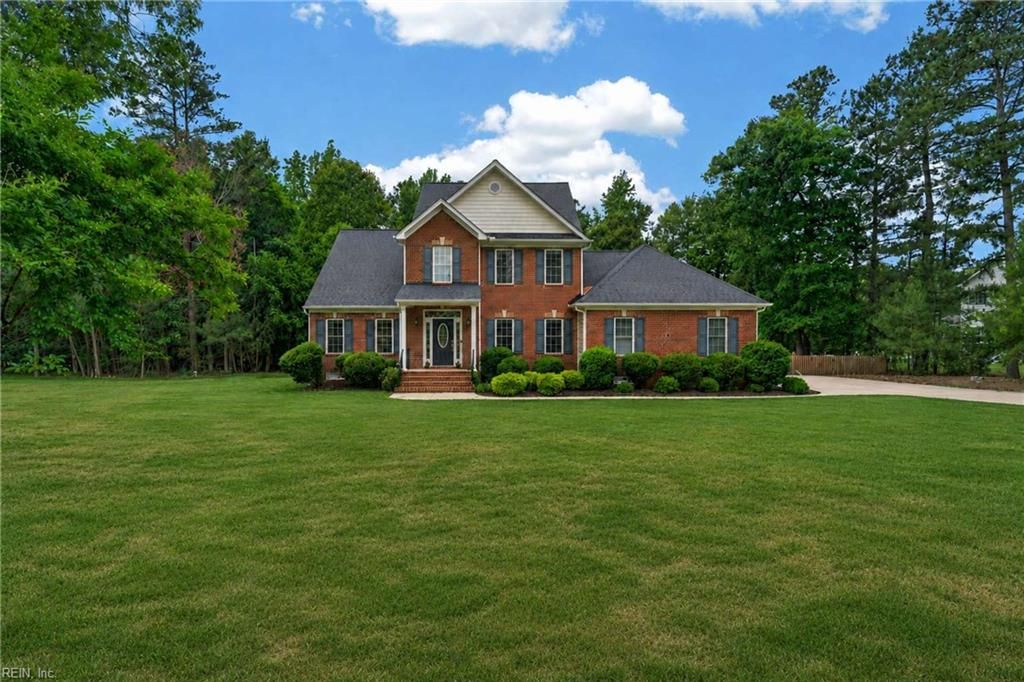 Photo of 10912 Isadora Drive, Chesterfield, VA 23838 (MLS # 10635614)