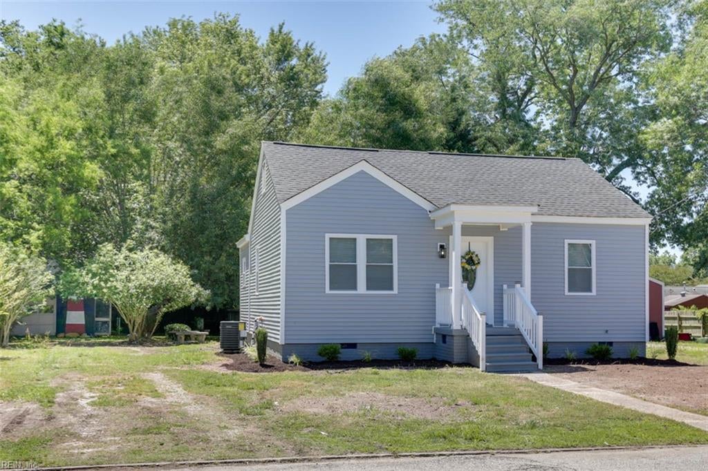 Photo of 54 Cavalier Road, Hampton, VA 23669 (MLS # 10637807)