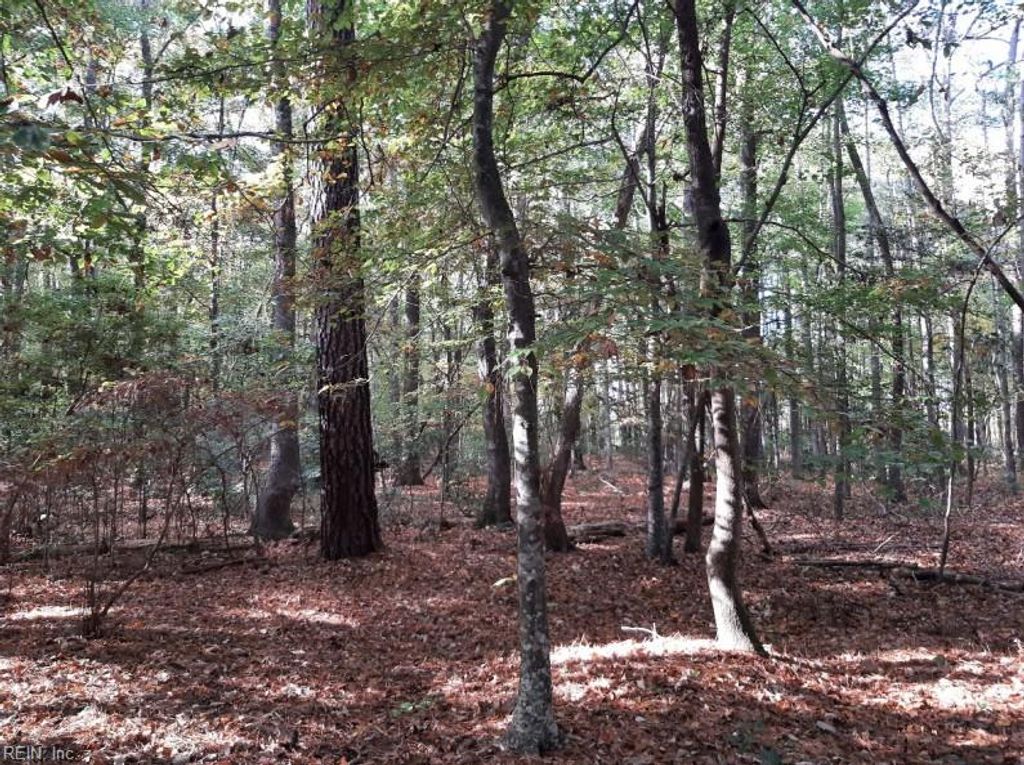 Photo of 6608 Blackwater Road, Virginia Beach, VA 23457 (MLS # 10623051)