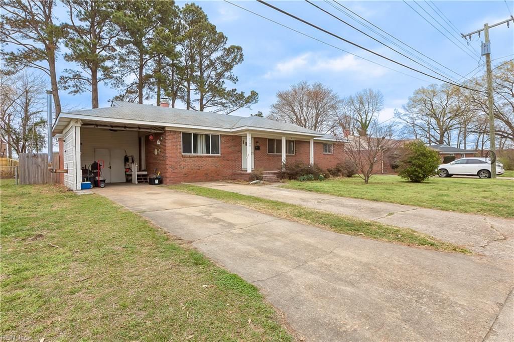 Photo of 5708 Gretna Road, Virginia Beach, VA 23455 (MLS # 10625092)