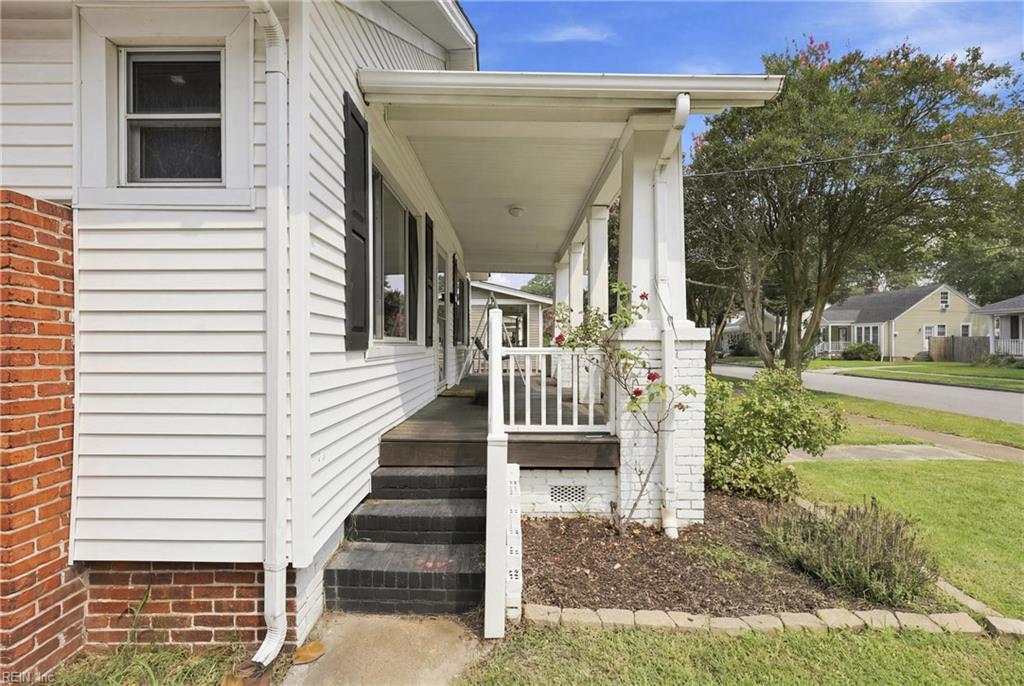 Photo of 3622 Radford Street, Norfolk, VA 23513 (MLS # 10657166)
