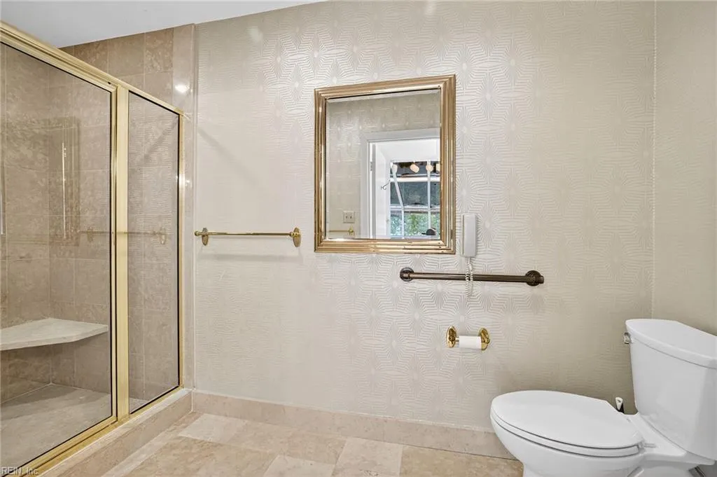 Virginia Beach, Virginia 23451, United States, 5 Bedrooms Bedrooms, ,5 BathroomsBathrooms,Residential,Active,198204