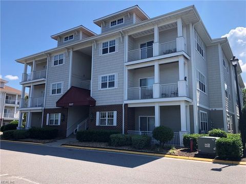 Photo of 5317 Warminster Drive #204, Virginia Beach, VA 23455 (MLS # 10605177)