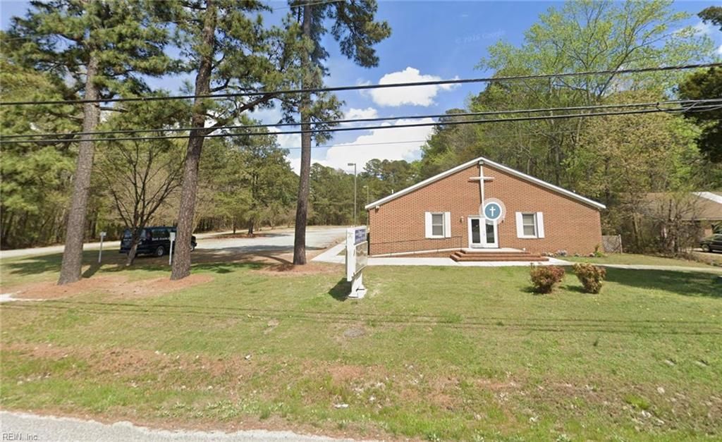 Photo of 7826 George Washington Mem Highway, Yorktown, VA 23692 (MLS # 10643995)
