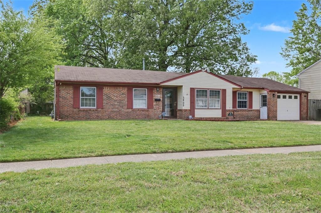 Photo of 3805 S Plaza Trail, Virginia Beach, VA 23452 (MLS # 10628957)