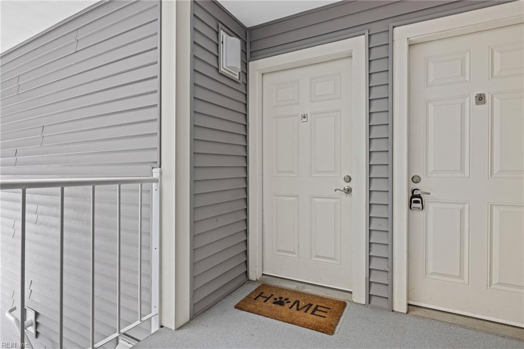 Photo of 1009 Autumn Woods Lane #109, Virginia Beach, VA 23454 (MLS # 10659392)