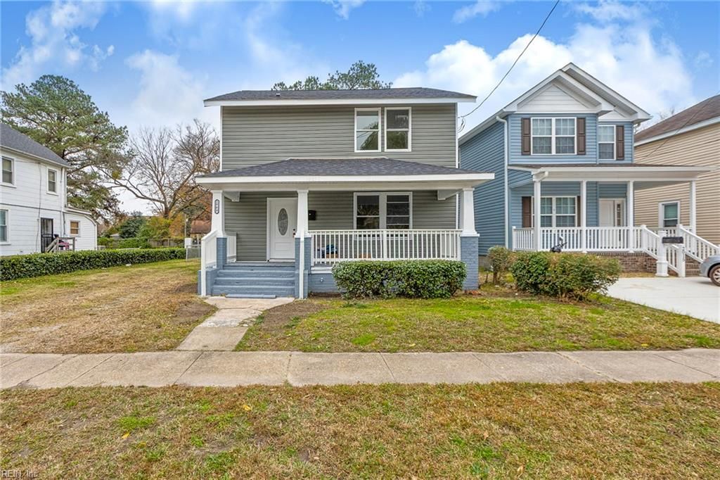 Photo of 2009 Deep Creek Boulevard, Portsmouth, VA 23704 (MLS # 10611344)