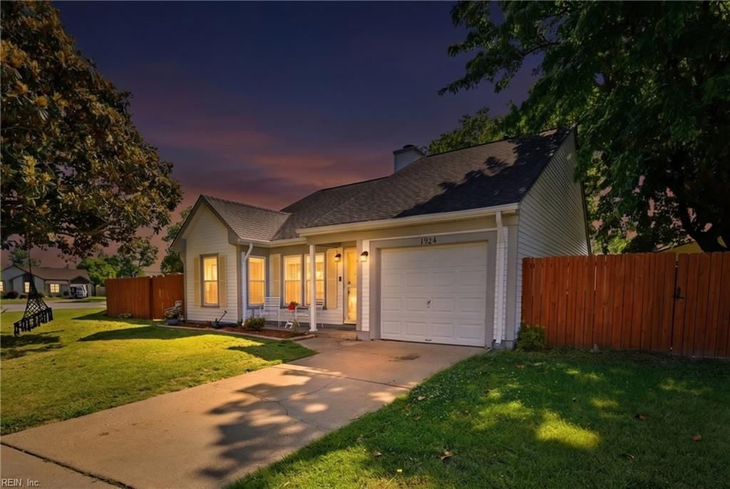 Photo of 1724 Culmer Court, Virginia Beach, VA 23454 (MLS # 10635570)