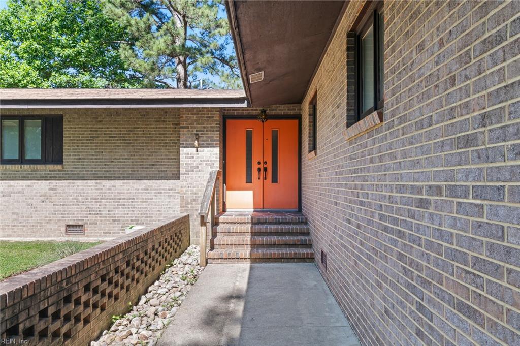 16 Camellia DR