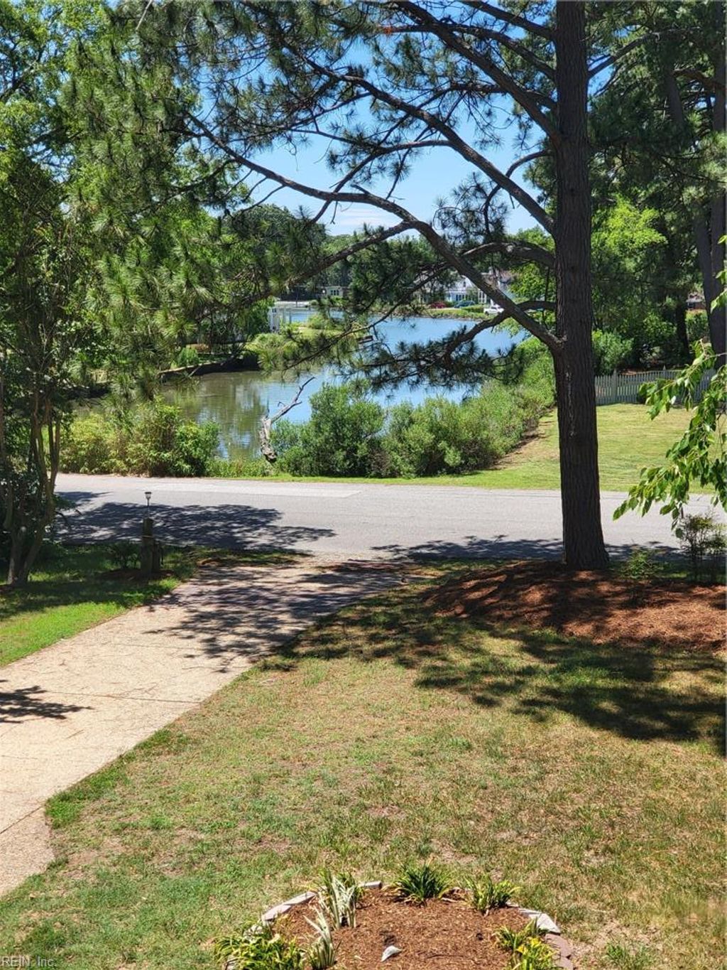 Photo of 90 Hampton Roads Avenue, Hampton, VA 23661 (MLS # 10639838)