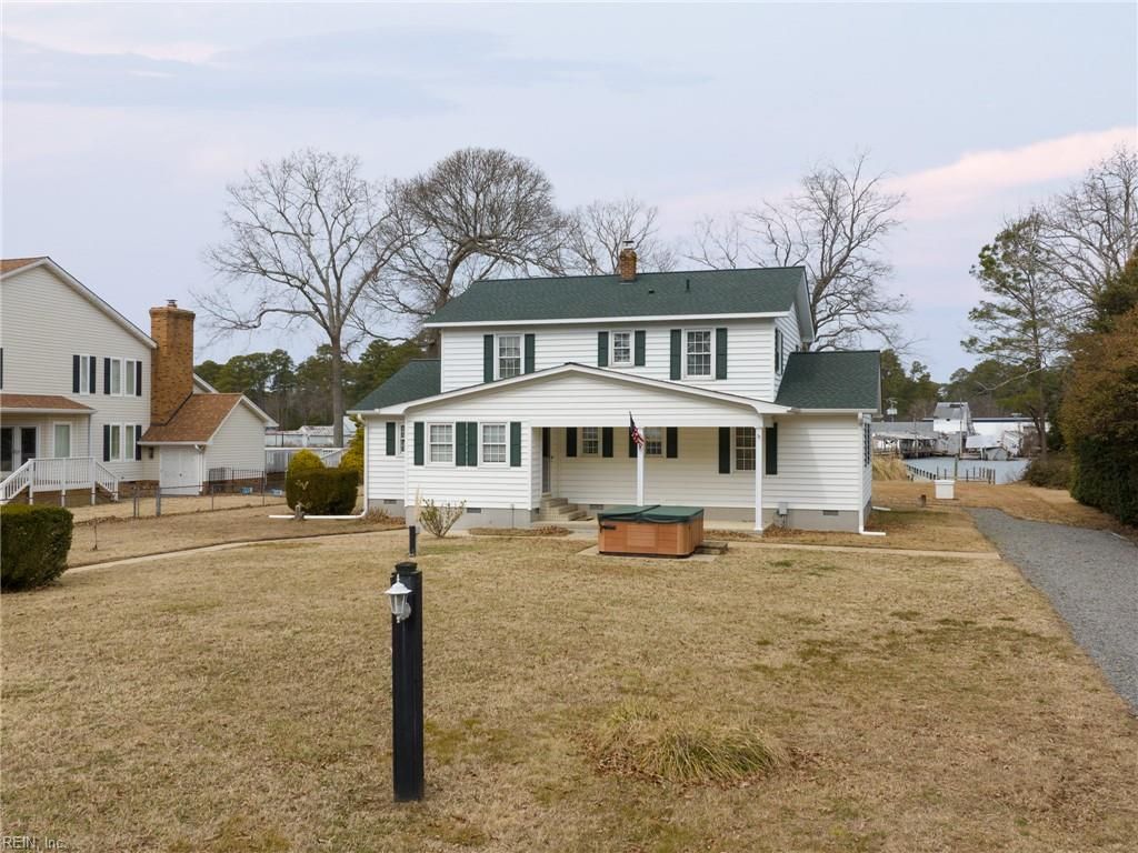 Photo of 8407 Oyster Cove Road, Hayes, VA 23072 (MLS # 10620948)