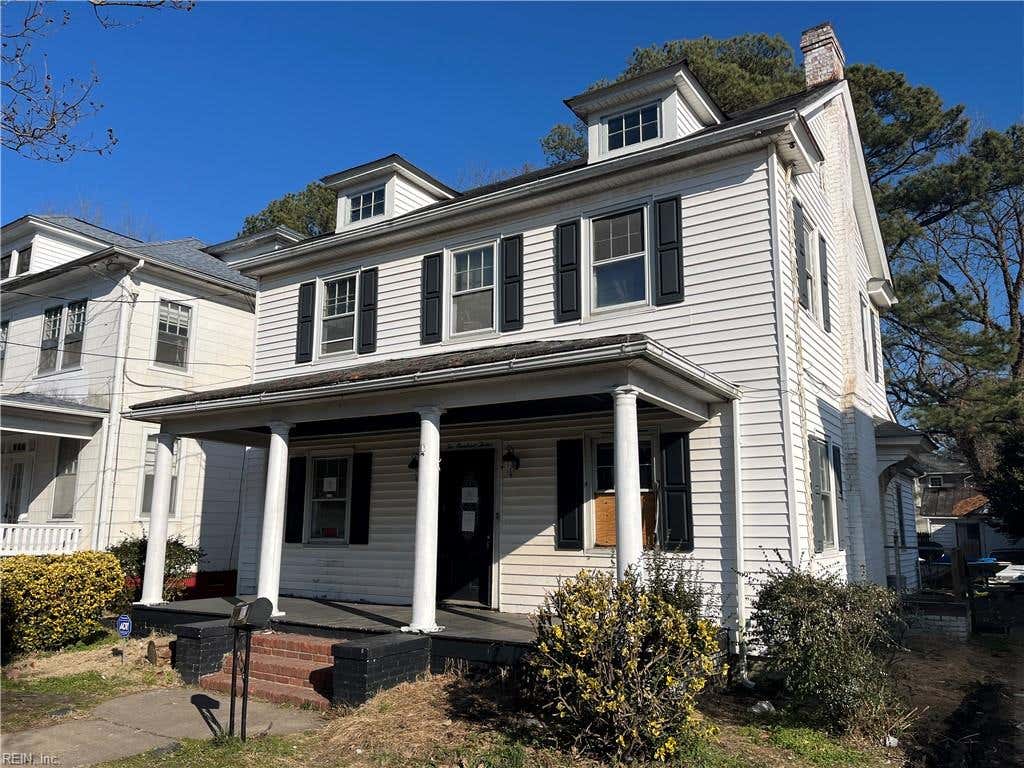 Photo of 212 S Main Street, Suffolk, VA 23434 (MLS # 10650712)