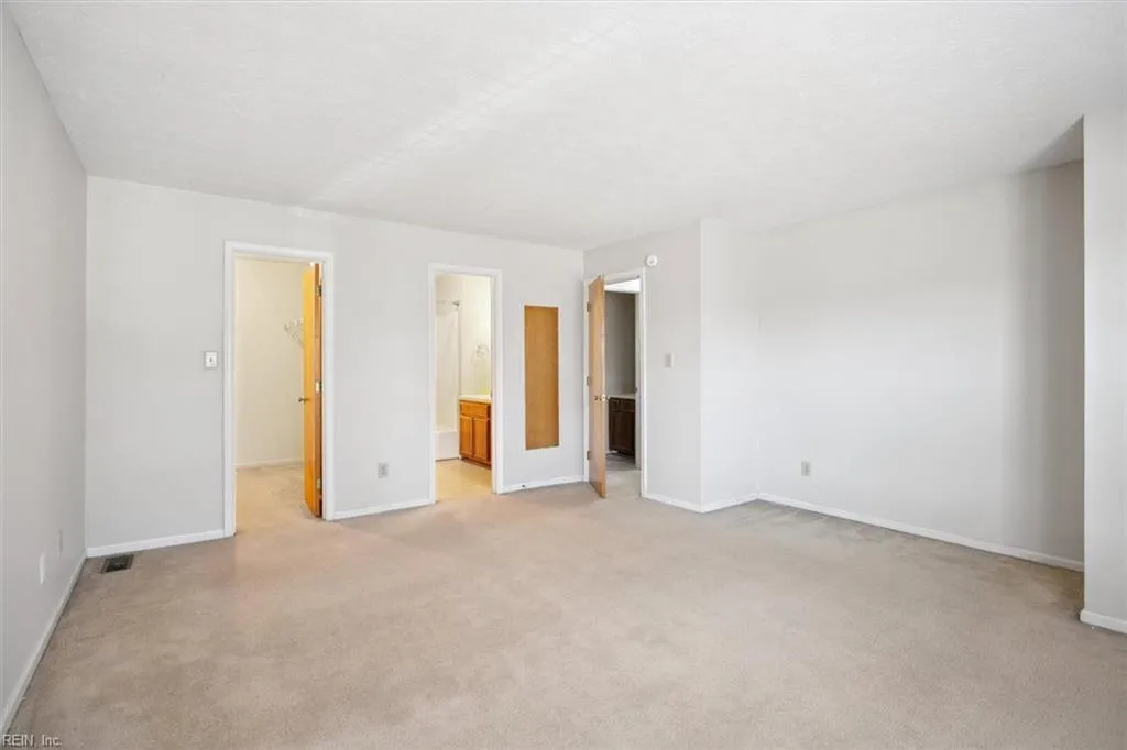 Hampton, Virginia 23669, United States, 3 Bedrooms Bedrooms, ,3 BathroomsBathrooms,Residential,Active,112087