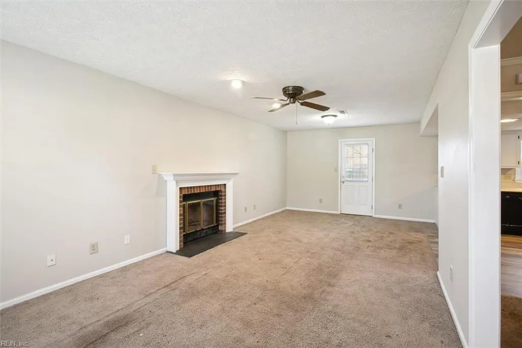 Hampton, Virginia 23669, United States, 3 Bedrooms Bedrooms, ,3 BathroomsBathrooms,Residential,Active,112087