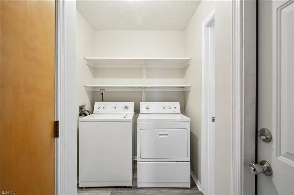 Hampton, Virginia 23669, United States, 3 Bedrooms Bedrooms, ,3 BathroomsBathrooms,Residential,Active,112087