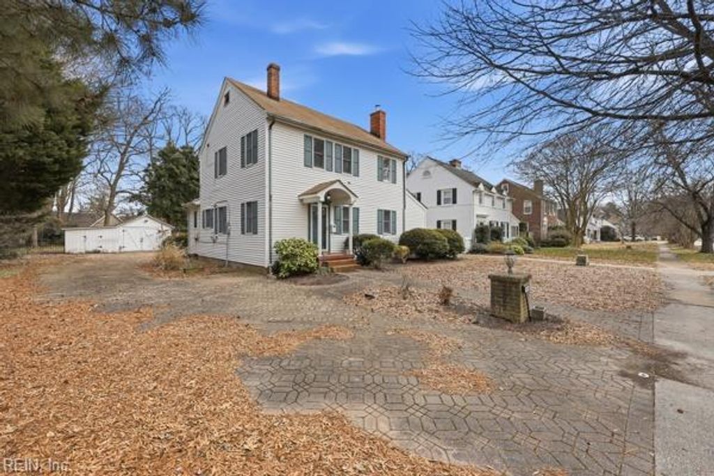 Photo of 144 Algonquin Road, Hampton, VA 23661 (MLS # 10621578)