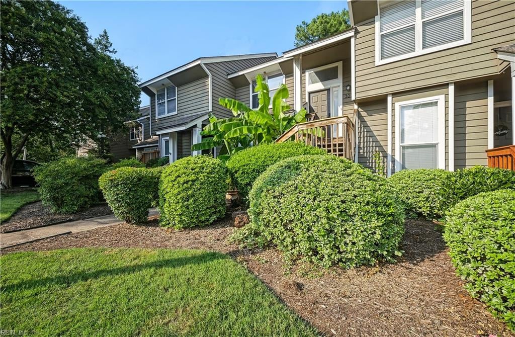 Photo of 322 Windship Cove, Virginia Beach, VA 23454 (MLS # 10655555)