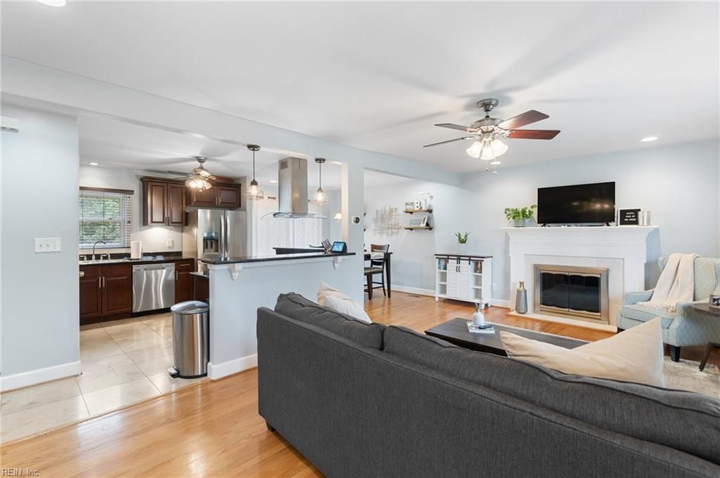 Photo of 1917 Charla Lee Ln Lane, Virginia Beach, VA 23455 (MLS # 10620260)