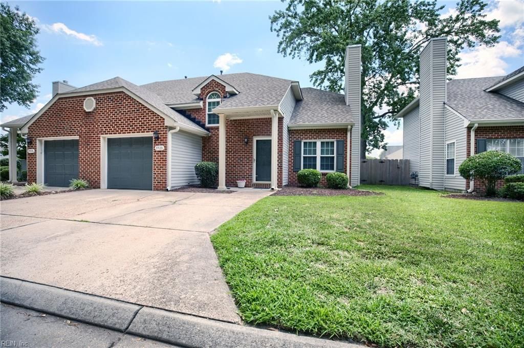 Photo of 3920 Peppercorn Way, Chesapeake, VA 23321 (MLS # 10641304)