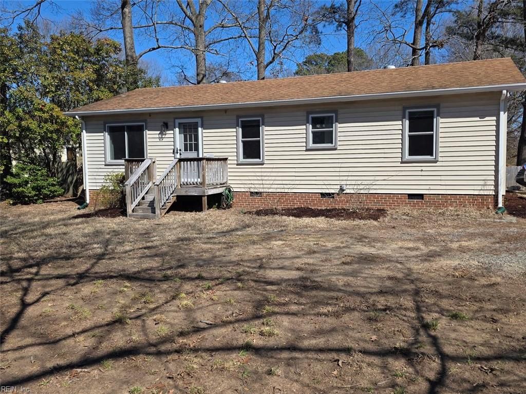 Photo of 1399 Mercer Road Road, Gloucester Point, VA 23062 (MLS # 10623057)