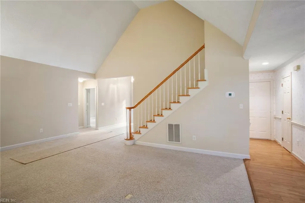 Yorktown, Virginia 23693, United States, 4 Bedrooms Bedrooms, ,3 BathroomsBathrooms,Residential,Active,124834