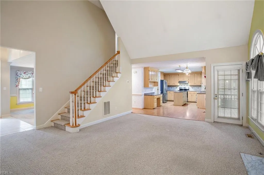 Yorktown, Virginia 23693, United States, 4 Bedrooms Bedrooms, ,3 BathroomsBathrooms,Residential,Active,124834