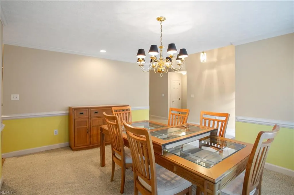 Yorktown, Virginia 23693, United States, 4 Bedrooms Bedrooms, ,3 BathroomsBathrooms,Residential,Active,124834