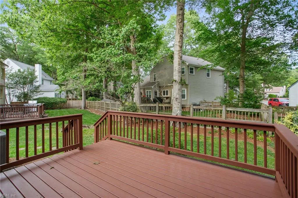 Yorktown, Virginia 23693, United States, 4 Bedrooms Bedrooms, ,3 BathroomsBathrooms,Residential,Active,124834