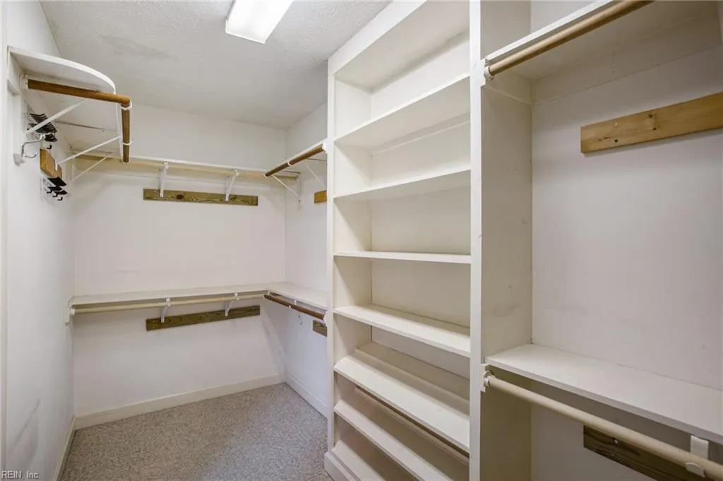 Yorktown, Virginia 23693, United States, 4 Bedrooms Bedrooms, ,3 BathroomsBathrooms,Residential,Active,124834