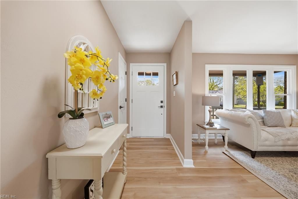 Photo of 612 Broomhill Avenue, Portsmouth, VA 23701 (MLS # 10629245)