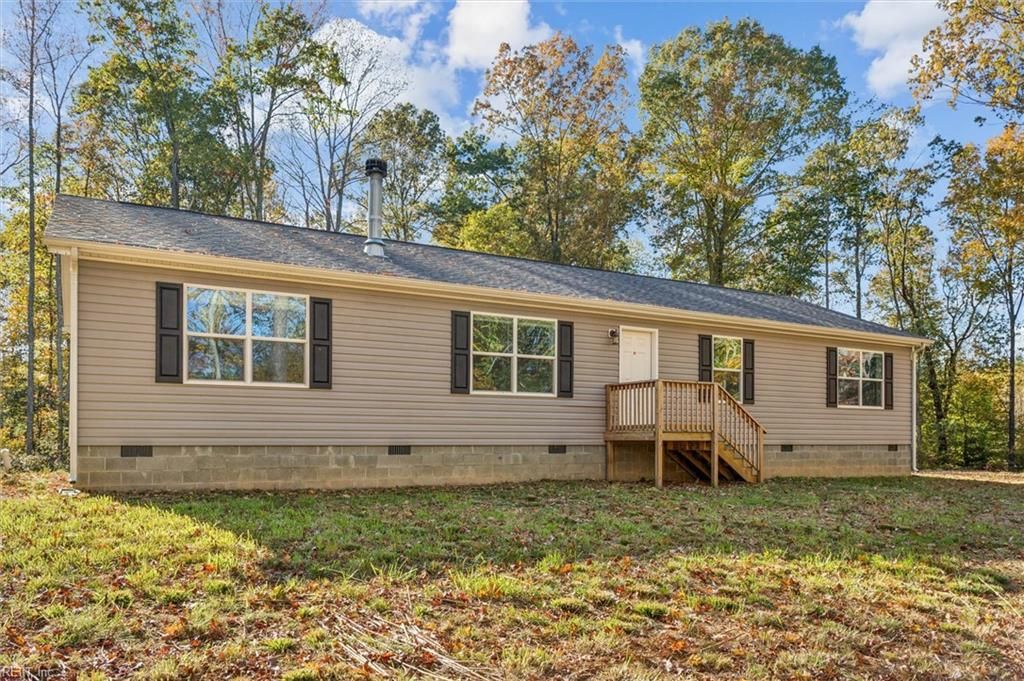 Photo of 4248 Old Virginia St Street, Urbanna, VA 23175 (MLS # 10608771)