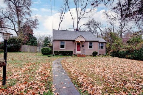 Photo of 46 Woodfin Road, Newport News, VA 23601 (MLS # 10612864)